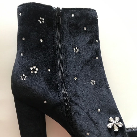 NEW NWT Rhinestone Embellished Platform Heeled Ankle Boots. Black. Size 9-9.5 - Picture 8 of 9